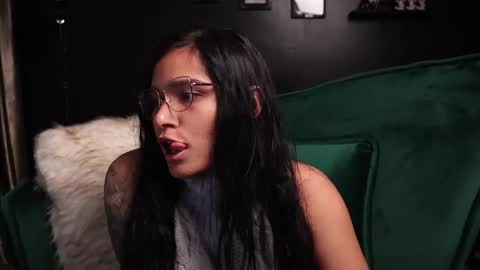 Lire online show from March 3, 3:52 am