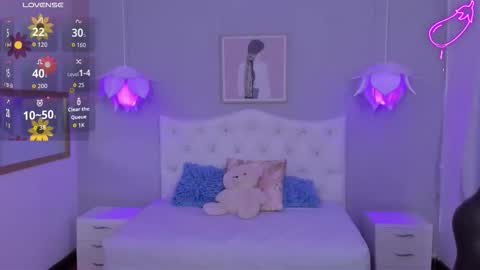 Lisa online show from November 11, 6:43 pm