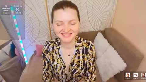 Lisa online show from June 3, 2:25 am