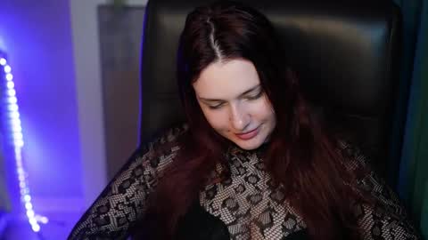 lisa_elfy online show from February 4, 5:28 pm