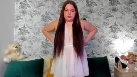 Snapshot of lisa_payne chatting on March 12, 8:19 am Lisa online show from March 12, 8:19 am