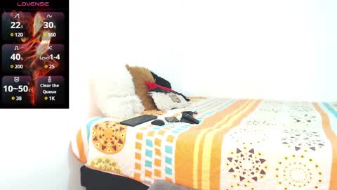 faisury online show from February 25, 9:04 pm