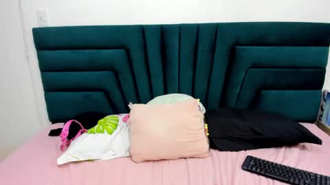 lisa white  online show from March 4, 4:27 am