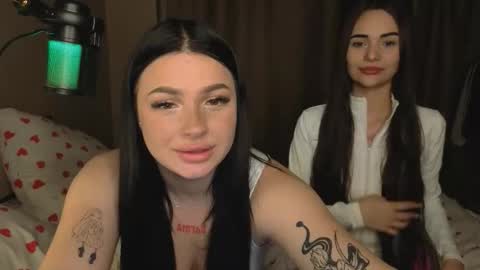 Lisa and Den online show from October 7, 5:42 pm