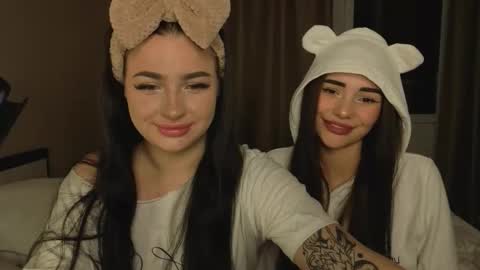 Lisa and Den online show from September 21, 3:38 pm