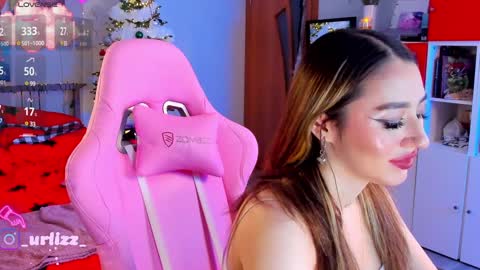 Snapshot of lisamayson chatting on January 11, 12:22 am LISA online show from January 11, 12:22 am