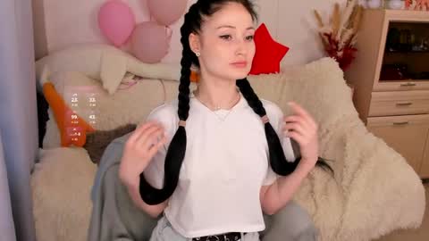 Lisa Moore online show from March 24, 12:33 pm