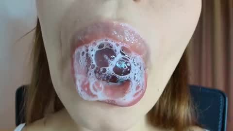 Lisbet online show from March 20, 9:53 pm