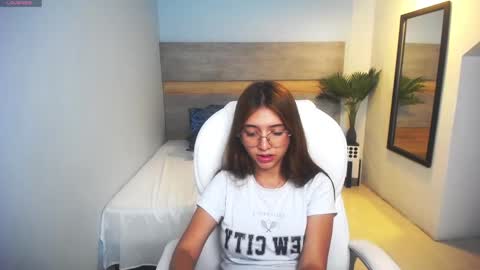 Liseth Fox online show from February 19, 10:31 pm