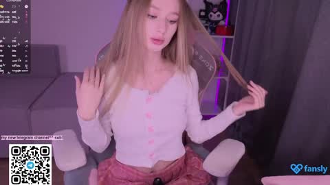 lissa online show from April 1, 12:39 pm