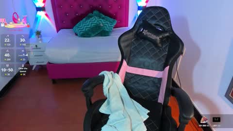 L I S S A  online show from September 30, 4:34 am