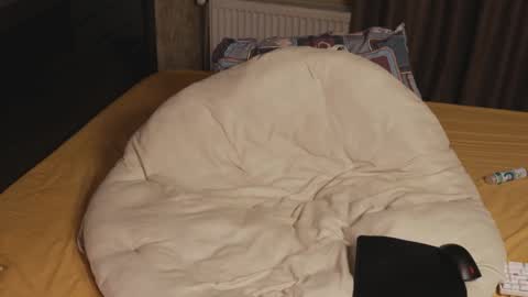 Lissa Ross online show from December 3, 3:13 pm