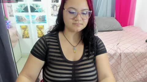 Snapshot of lissavillalobos chatting on December 3, 6:55 pm lissa online show from December 3, 6:55 pm