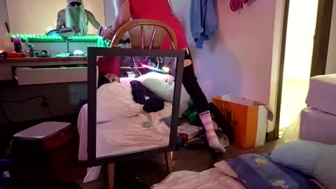 litleputa online show from October 2, 3:05 am