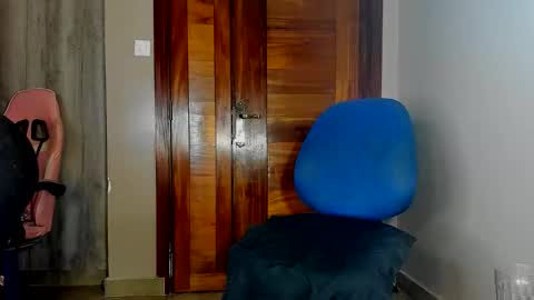 little_africa online show from May 13, 8:13 am