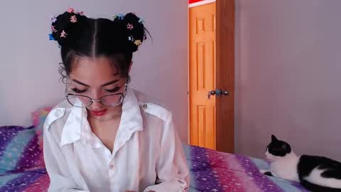 TU ANGELITO online show from November 1, 2:27 pm