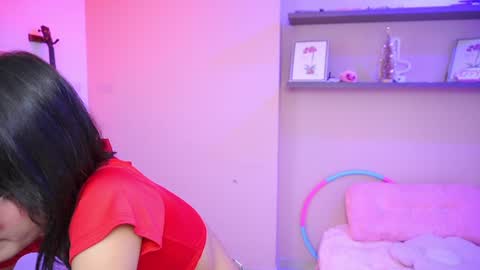 Little Effy online show from February 5, 2:48 pm