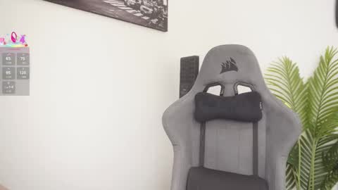 Help me reach 100 likes online show from March 19, 7:19 pm