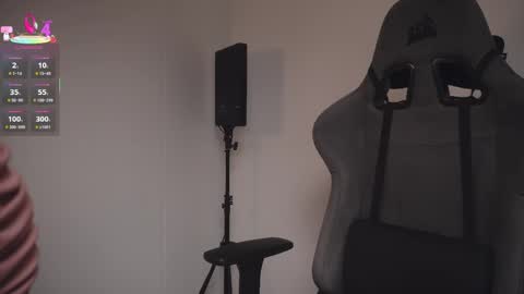 Help me reach 100 likes online show from April 16, 8:09 pm