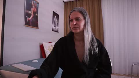 little_heart_andreea online show from November 4, 7:26 pm