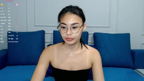 Kwan online show from October 6, 11:28 am