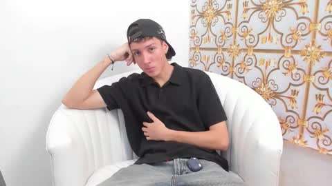 DANNY online show from December 21, 5:08 pm