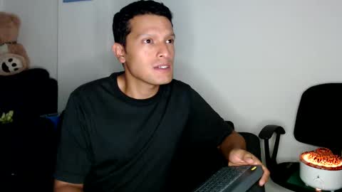 Manu online show from March 8, 5:28 am