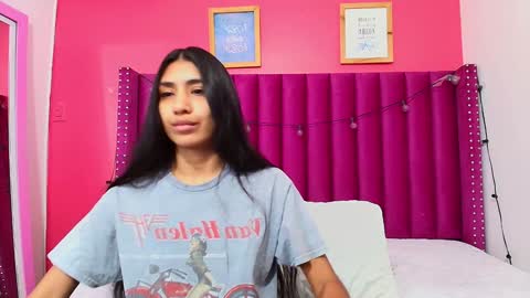 Emily  online show from January 22, 2:48 am