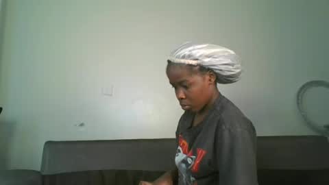 littlemariah online show from July 7, 6:45 pm