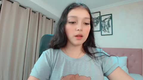 Sarahs Room online show from May 20, 1:57 am