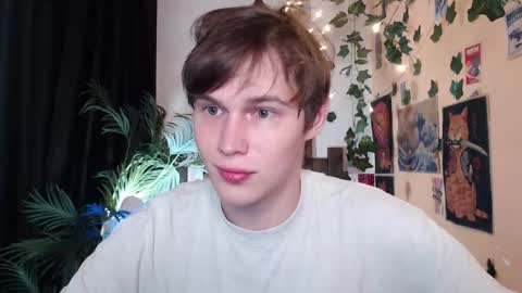 Snapshot of littlesadcabbage chatting on September 24, 11:33 pm Sonnenschein online show from September 24, 11:33 pm