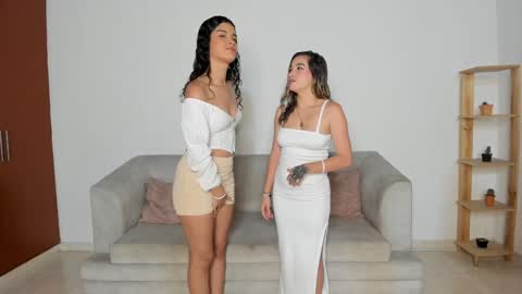 - Eileen - Izzy - Stiven online show from March 9, 1:56 am