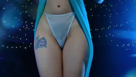 Niki  free tg channel with some photos gifs and info about streams  online show from December 22, 1:29 pm