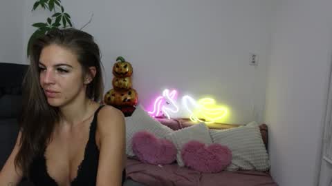 littlestellaspark online show from October 10, 3:40 pm