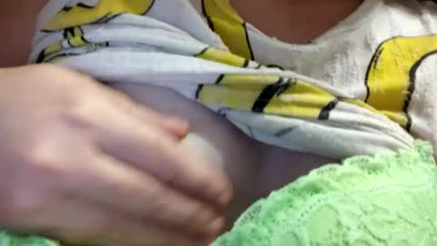 Your Nicole if you want pvt with me tip 150 tkn extra and we go....... online show from November 16, 4:42 pm