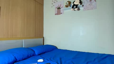 Maya online show from March 22, 12:53 pm