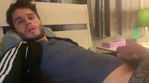 livefantesy4 online show from April 16, 10:01 pm