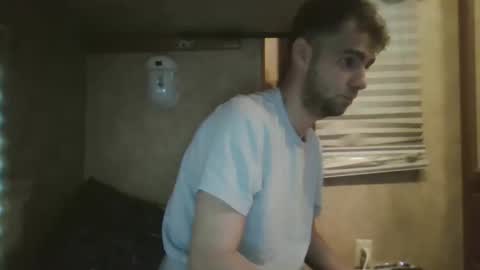 Snapshot of livetyy chatting on October 13, 2:41 pm livetyy online show from October 13, 2:41 pm