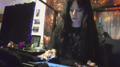 Liv Mirage online show from March 8, 5:49 am