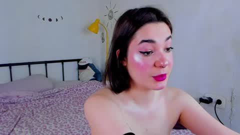 liyaflyhigh online show from May 13, 5:06 am
