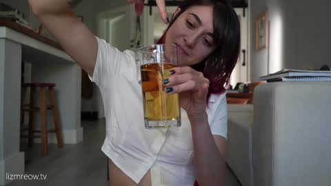 Liselle online show from November 9, 7:49 pm