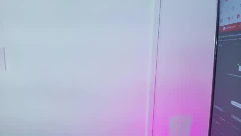 Lizz  online show from February 17, 12:05 pm