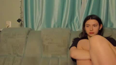 lizzi_muur online show from January 22, 6:41 pm