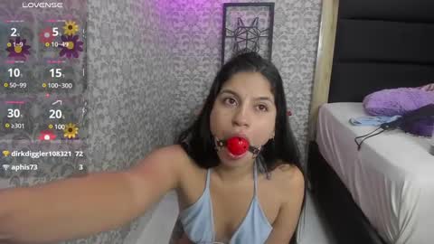 Snapshot of lizziemontana2 chatting on February 25, 11:26 pm online show from February 25, 11:26 pm