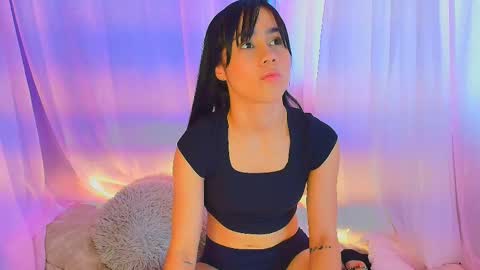 lizzy_kane online show from March 25, 8:15 pm