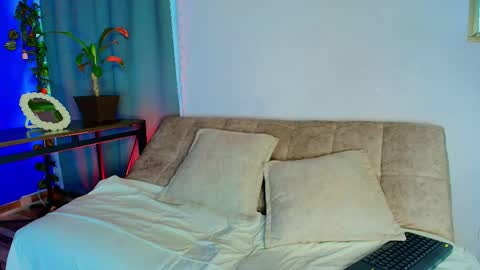 lizzy_kane online show from January 15, 8:28 pm