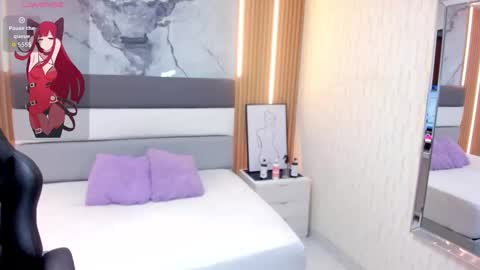 Lizzy online show from March 18, 7:53 pm