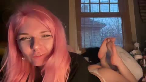 lizzybunny online show from February 19, 5:06 pm