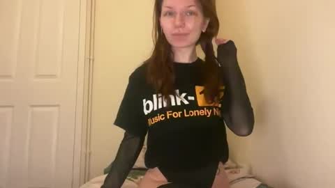 lizzybunny online show from December 2, 8:29 pm