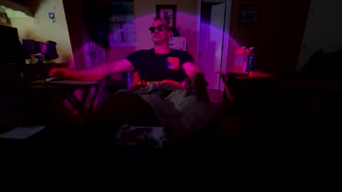 lljoey84 online show from February 16, 9:29 am